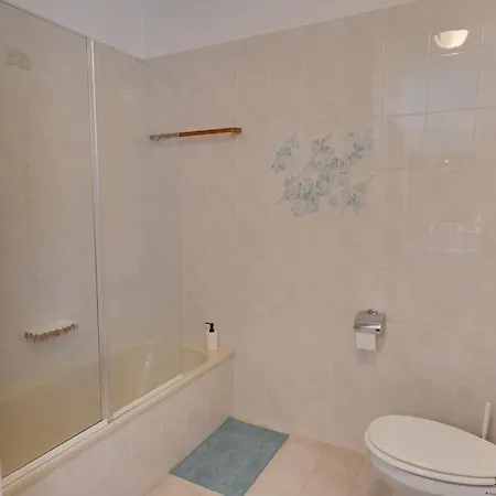 Trilocale In Centro A Con Balcone E Garage Apartamento