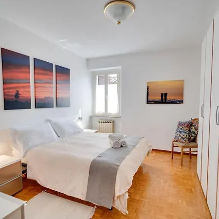 Apartament Trilocale In Centro A Con Balcone E Garage