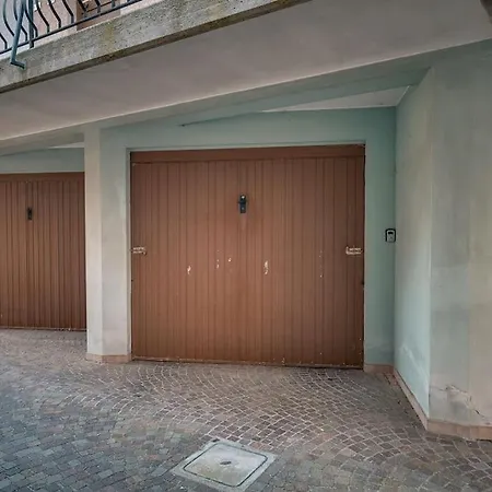 Trilocale In Centro A Con Balcone E Garage * Cormons